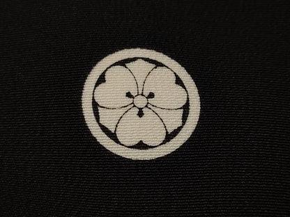 平和屋着物■豪華黒留袖　地紙重ね飛鶴宝尽し花文　金彩　正絹　逸品　CABH9050ev