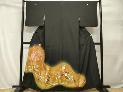 平和屋着物■豪華黒留袖　駒刺繍　文箱草花文　暈し染め　金彩　正絹　逸品　CABH9094ev