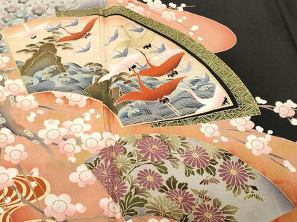 平和屋着物■豪華黒留袖　流水地紙重ね飛鶴鴛鴦文　暈し染め　金彩　正絹　逸品　CABH9096ev