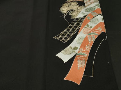 平和屋着物■豪華黒留袖　鬘帯飛鶴松葉花文　金銀彩　三越扱い　正絹　逸品　CABH9102ev