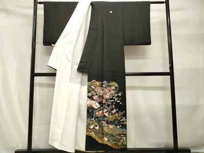 平和屋着物■豪華黒留袖　駒刺繍　群鶴扇面雪輪草花文　金彩　正絹　逸品　CABH9116ev
