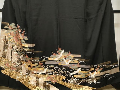 平和屋着物■豪華黒留袖　駒刺繍　花車飛鶴梅松文　金彩　正絹　逸品　CABH9124ev