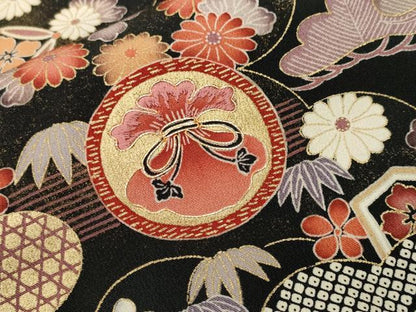 平和屋着物■豪華黒留袖　駒刺繍　雲取り吉祥宝尽し松文　金彩　正絹　逸品　CABH9179ev