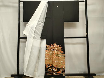 平和屋着物■豪華黒留袖　駒刺繍　松竹梅鴛鴦扇面花文　金彩　正絹　逸品　CABH9224ev