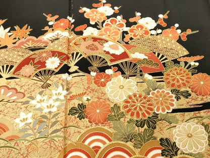 平和屋着物■豪華黒留袖　駒刺繍　松竹梅鴛鴦扇面花文　金彩　正絹　逸品　CABH9224ev