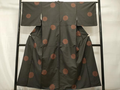 平和屋着物■上質な紬　舞花文　黒地　正絹　逸品　CABH9263ev