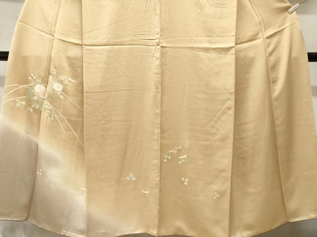 平和屋着物■訪問着　裏菊　枝菊文　暈し染め　金彩　正絹　逸品　CABH9303ev