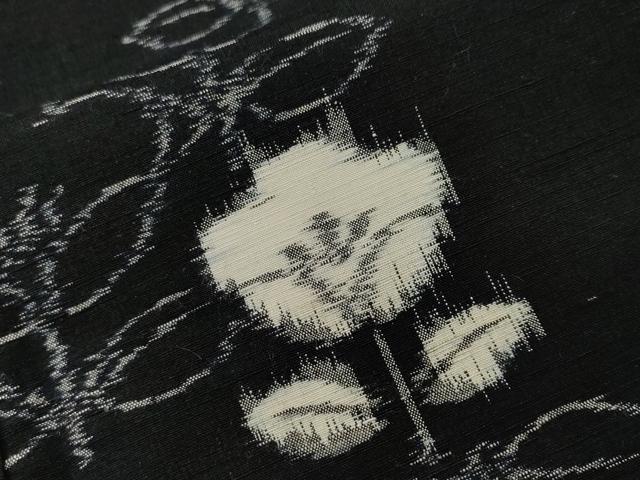 平和屋着物■上質な紬　草花文　黒地　正絹　逸品　CABH9317ev
