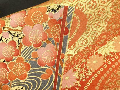 平和屋着物■豪華黒留袖　駒刺繍　扇面流水花文　金彩　正絹　逸品　CABH9323ev