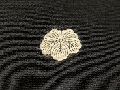 平和屋着物■豪華黒留袖　作家物　刺繍　屏風人物風景文　暈し染め　金銀彩　正絹　逸品　CABH9564ev