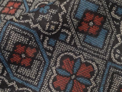 平和屋着物■本場大島紬　7マルキ　幾何学花菱文　正絹　逸品　CABH9578ev
