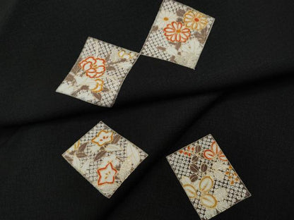 平和屋着物●上質な小紋　色紙草花文　黒地　金彩　小田急百貨店扱い　正絹　逸品　CABH9634ut