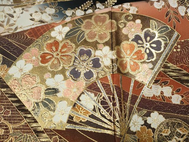 平和屋着物●豪華黒留袖　扇面鳳凰熨斗花文　暈し染め　金銀彩　正絹　逸品　CABH9649ut