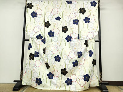 平和屋着物●小振袖　二尺袖　立涌亀甲舞梅文　洗える着物　未使用　CABH9706ut