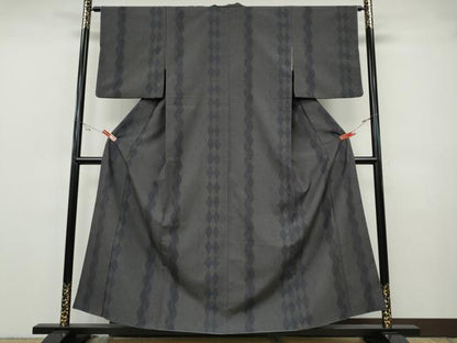 平和屋着物●本塩沢　110亀甲　菱間道　やまと誂製　正絹　逸品　CABH9710ut