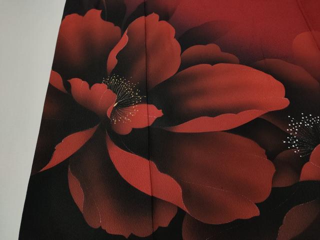 平和屋着物●豪華振袖　舞花文　暈し染め　黒地　金銀彩　正絹　逸品　CABH9745ut