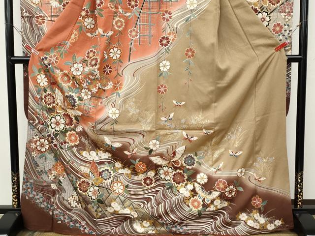 平和屋着物●豪華振袖　駒刺繍　花蝶文　暈し染め　金彩　正絹　逸品　CABH9844ut