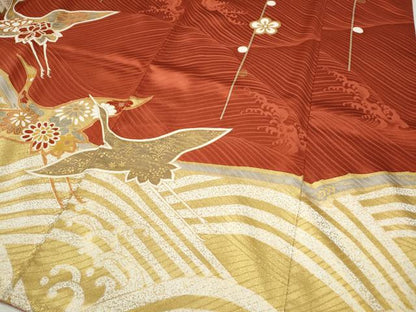 平和屋着物●豪華振袖　駒刺繍　立波飛鶴花文　金彩　正絹　逸品　CABH9885ut