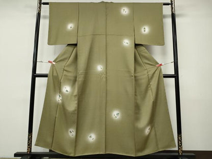 平和屋着物●訪問着　葡萄蔦の葉文　蛍暈し　正絹　逸品　CABH9897ut