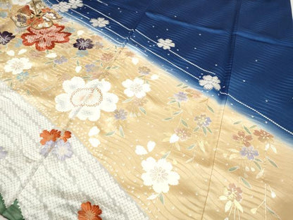 平和屋着物●豪華振袖　駒刺繍　舞花文　金彩　正絹　逸品　CABH9918ut