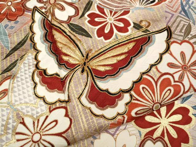 平和屋着物●谷崎潤一郎の世界　振袖　駒刺繍　舞蝶枝垂れ花文　暈し染め　金彩　正絹　逸品　CABH9921ut
