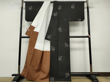 平和屋着物●本場大島紬　9マルキ　地空き　立波花丸文　鈴乃屋扱い　正絹　逸品　CABH9940ut