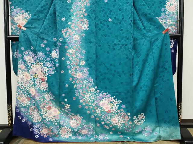 平和屋着物●豪華振袖　駒刺繍　舞花文　暈し染め　金彩　正絹　逸品　CABH9957ut