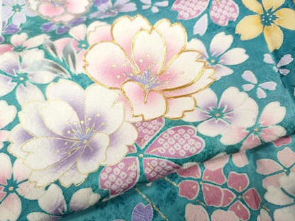 平和屋着物●豪華振袖　駒刺繍　舞花文　暈し染め　金彩　正絹　逸品　CABH9957ut