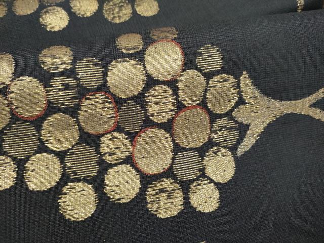 平和屋着物●六通柄袋帯　葡萄　黒地　金糸　正絹　逸品　CABI0093hy