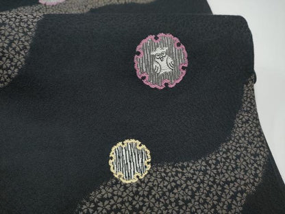平和屋着物●六通柄袋帯　フクロウ　小花散らし　黒地　正絹　逸品　CABI0126hy
