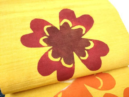 平和屋着物●半幅帯　紬地　型染め　舞花文　正絹　逸品　CABI0211hy