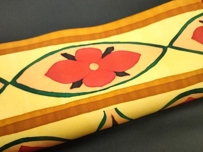 平和屋着物●塩瀬　九寸名古屋帯　ろうけつ染　花丸文　黒地　正絹　逸品　CABI0287hy