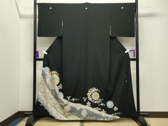 平和屋着物●豪華黒留袖　駒刺繍　宝鏡花鳥更紗　暈し染め　金銀彩　正絹　逸品　CABI0413gh