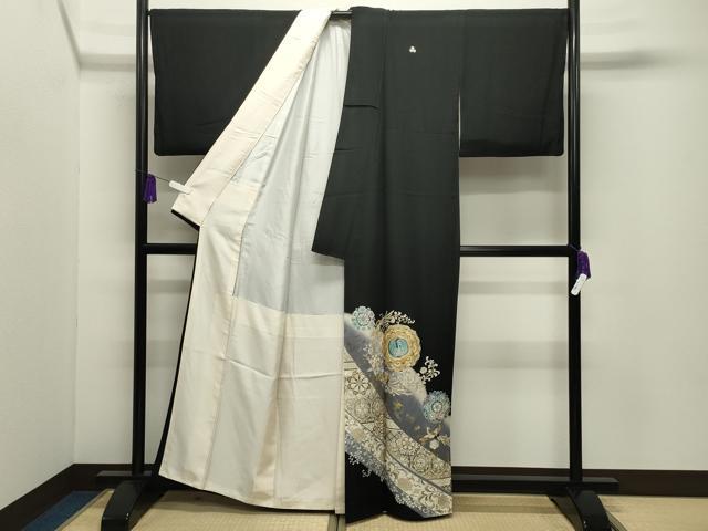 平和屋着物●豪華黒留袖　駒刺繍　宝鏡花鳥更紗　暈し染め　金銀彩　正絹　逸品　CABI0413gh