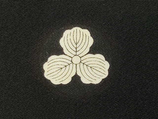 平和屋着物●豪華黒留袖　駒刺繍　宝鏡花鳥更紗　暈し染め　金銀彩　正絹　逸品　CABI0413gh