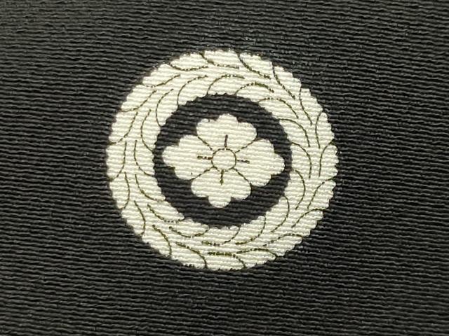 平和屋着物●豪華黒留袖　作家物　藤花房　宝尽くし花唐草文　金彩　正絹　逸品　CABI0418gh