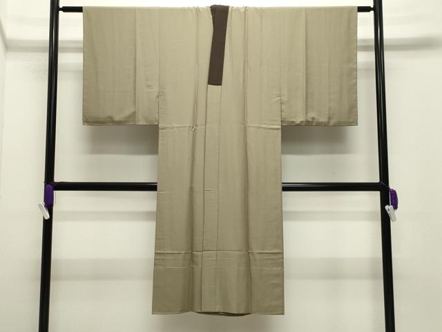 平和屋着物●男性　洗える最高級着物　＜英＞はなぶさ謹製　長襦袢　無双仕立て　色無地　油色　CABI0424gh