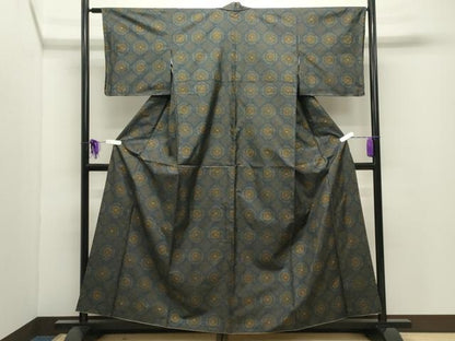 平和屋着物●本場大島紬　7マルキ　蜀江花文　正絹　逸品　CABI0429gh