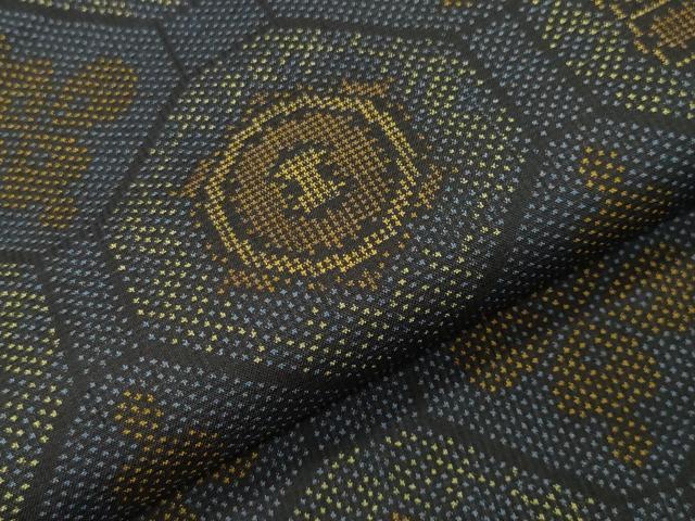 平和屋着物●本場大島紬　7マルキ　蜀江花文　正絹　逸品　CABI0429gh