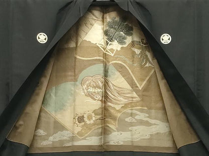 平和屋着物●男性　黒紋付　羽織セット　羽裏：冊子鼓吉祥文　正絹　逸品　CABI0442gh
