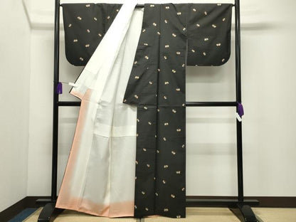 平和屋着物●本場縞大島紬　総刺繍　舞蝶文　正絹　逸品　CABI0487gh
