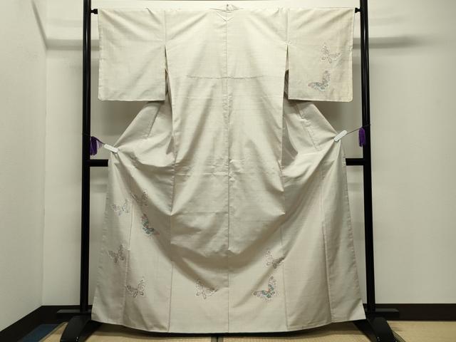平和屋着物●訪問着　本場大島紬　白大島　9マルキ　舞蝶文　正絹　逸品　未使用　CABI0524gh