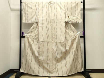 平和屋着物●ぜんまい紬　竹田省三作　よろけ縞　証紙付き　正絹　逸品　未使用　CABI0539gh
