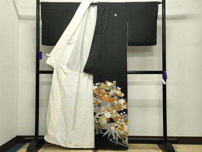 平和屋着物●創業460年・千總　黒留袖　駒刺繍　流水松竹梅文　金彩　正絹　逸品　未使用　CABI0544gh