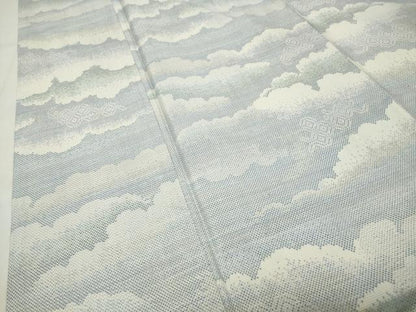 平和屋着物●本場大島紬　白大島　9マルキ　雲重ね亀甲文　正絹　逸品　CABI0558gh