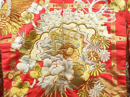 平和屋本店●色打掛　お引きずり　和装　婚礼　結婚式　花嫁　神社挙式　駒刺繍　御所車飛鶴花文　金銀糸　逸品　CABI0561gh