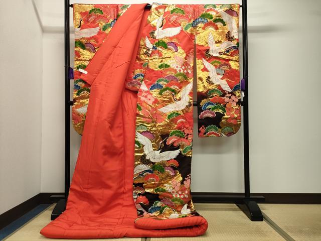 平和屋本店●色打掛　お引きずり　和装　婚礼　結婚式　花嫁　神社挙式　唐織　飛鶴梅松文　金糸　逸品　CABI0562gh