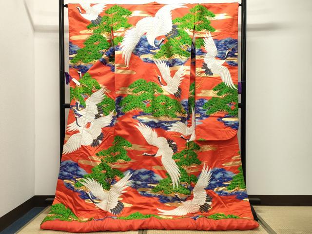 平和屋本店●色打掛　お引きずり　和装　婚礼　結婚式　花嫁　神社挙式　刺繍　群鶴松文　金糸　逸品　CABI0563gh