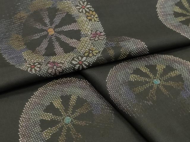 平和屋着物●本場大島紬　9マルキ　地空き　源氏車花文　正絹　逸品　CABI0599gh