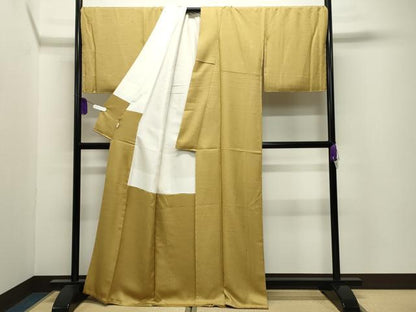 平和屋着物●上質な色無地　舞花地紋　芥子色　高島屋扱い　正絹　逸品　未使用　CABI0631gh